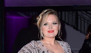 Pulchna Gosia Andrzejewicz. Dekolt nie odwrócił od tego uwagi