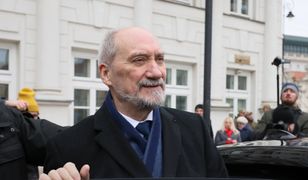 Macierewicz poza rządem. Były minister wciąż będzie jeździł limuzyną