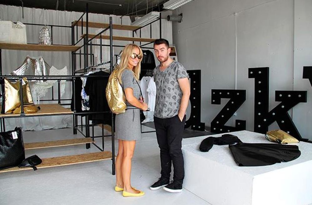 Maciej Sieradzky, Joanna Przetakiewicz 

Fotografia: screen z Facebook.com