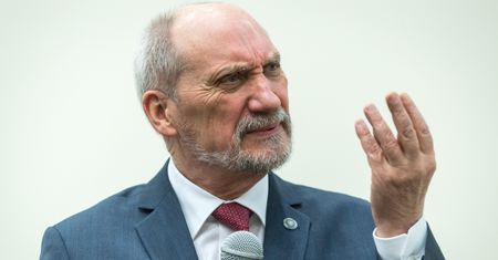 Macierewicz krytykuje prezydenta. "Mało kto się tego spodziewał głosując na Dudę"