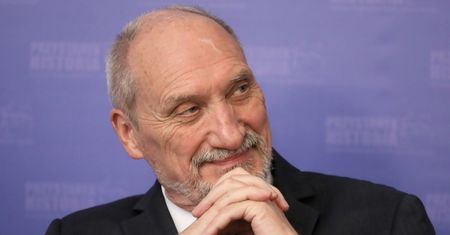 Żona Antoniego Macierewicza pozwała dziennikarzy. Powód: książka o jej mężu