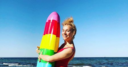 Sonia Bohosiewicz pozuje na plaży. Fani zwrócili uwagę na figurę aktorki
