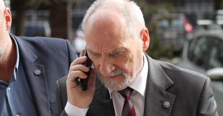 NSA: Krzysztof Dusza ma mieć przywrócony stopień pułkownika. "Bolszewicka niegodziwość Macierewicza naprawiona"