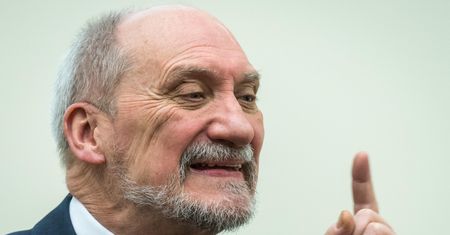 Antoni Macierewicz odszedł z MON 9 stycznia. Zdążył jeszcze rozdać nagrody w 2018 roku