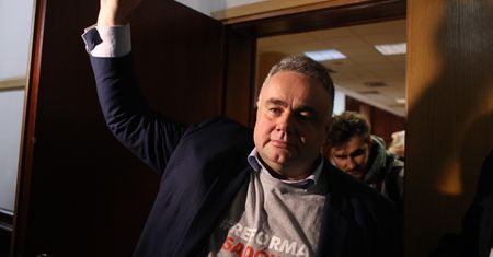 Pracownicy Telewizji Republika nie dostają wypłat. "Można odejść i szukać innej pracy"