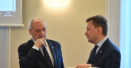 Dlaczego Mariusz Błaszczak zmienił adres? "Przez Antoniego Macierewicza"