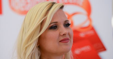Gosia Andrzejewicz pokazała zdjęcie ze sztangą. Aspiruje na fit celebrytkę