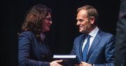 Prezydent Gdańska Aleksandra Dulkiewicz pochwaliła się dedykacją od Donalda Tuska