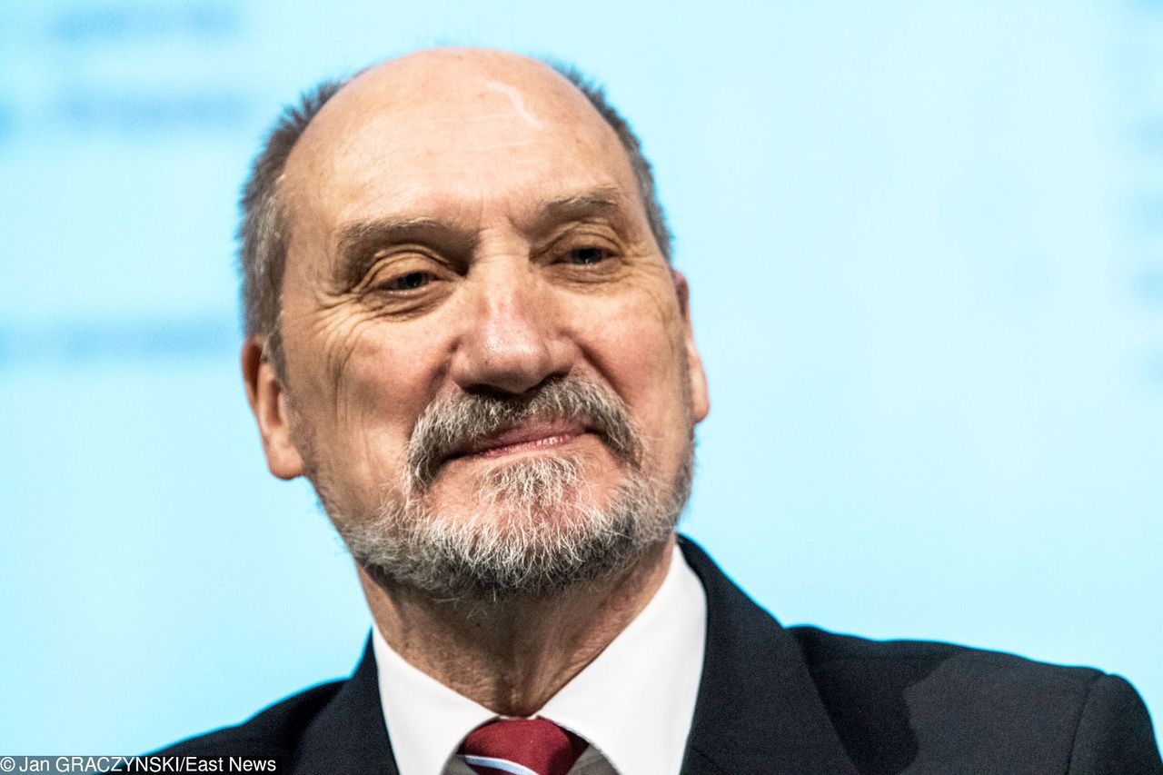 Antoni Macierewicz już po rozmowach z Jarosławem Kaczyńskim. Nieoficjalnie: zostanie szefem NIK