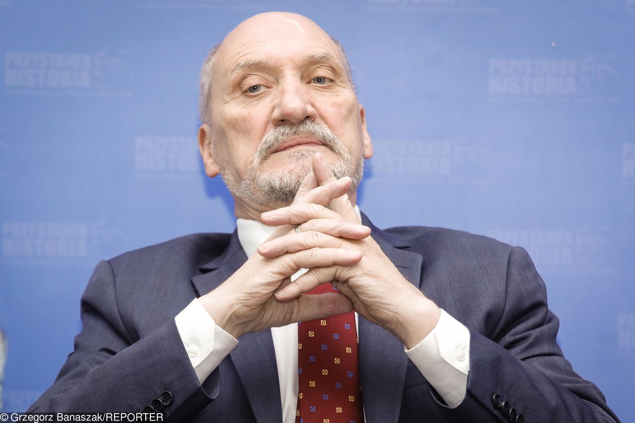 "Przełomowy moment w historii badania sprawy smoleńskiej". Macierewicz o rezolucji RE