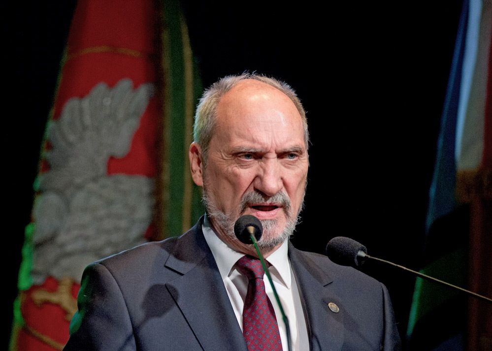 Macierewicz nie ma wątpliwości. "To nie było przypadkowe"