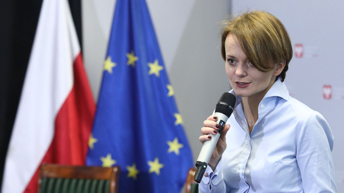 Minister Jadwiga Emilewicz zapowiada skupienie na budownictwie mieszkaniowym i poprawę programu Mieszkanie plus