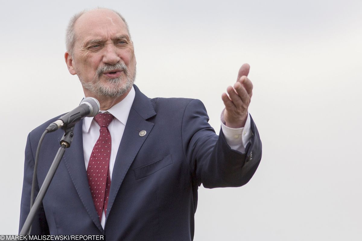 Kataryna: Antoni Macierewicz "masakruje lewaka". Najcięższe działa przeciw Piątkowi