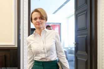 Koronawirus na razie nie zagraża programom socjalnym. Emilewicz zabiera też głos ws. budżetu