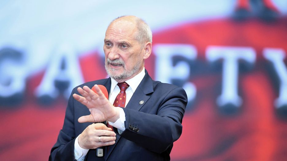 Macierewicz komentuje sprawę wraku tupolewa