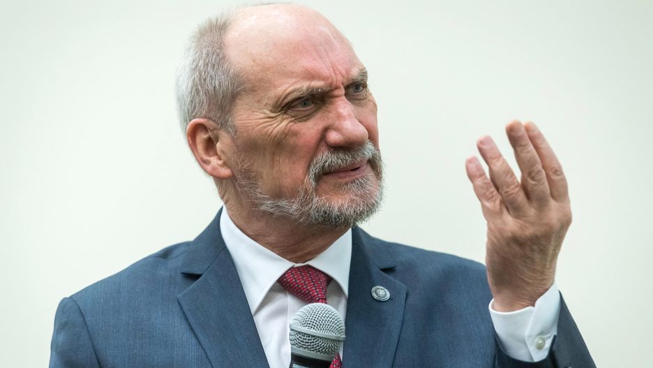 Antoni Macierewicz uważa, że w wyniku zawetowania przez Andrzeja Dudę ustawy degradacyjnej, wyjście spod okupacji sowieckiej potrwa latami