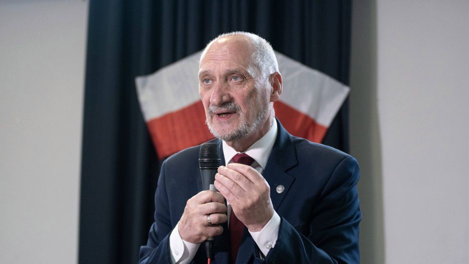Były szef MON odwiedził ostatnio USA 