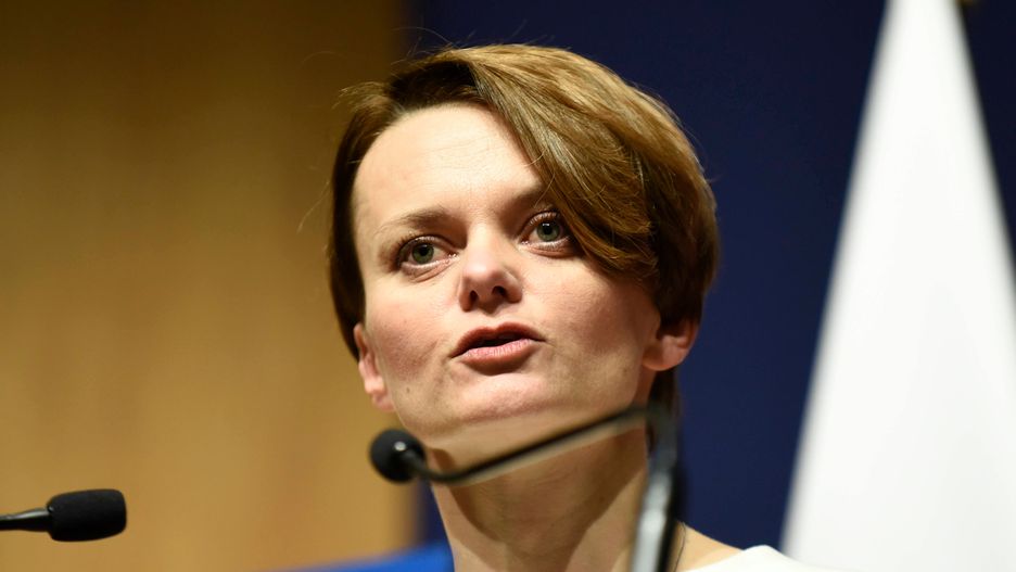 Jadwiga Emilewicz przyznała, że korzysta ze służbowej limuzyny w celach prywatnych