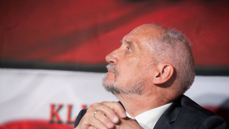 Wybory parlamentarne. Antoni Macierewicz: uważam to badanie za fejk