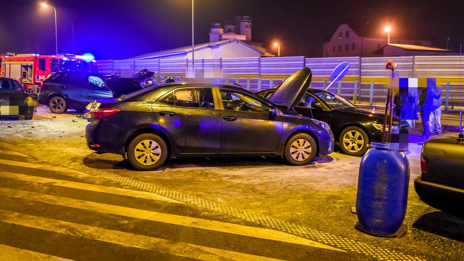 W wypadku w Lubiczu Dolnym ucierpiały 3 osoby, szef MON nie odniósł obrażeń