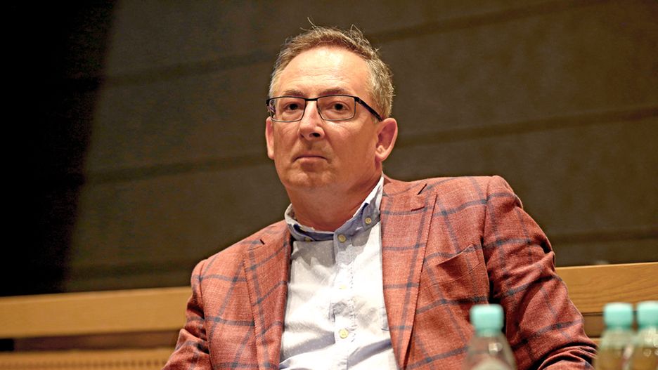 Bartłomiej Sienkiewicz zarobił na kolekcji 300 tys. zł