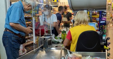 Drożyna w sklepach nie odpuszcza. Masło i cukier są najbardziej drożejącymi produktami