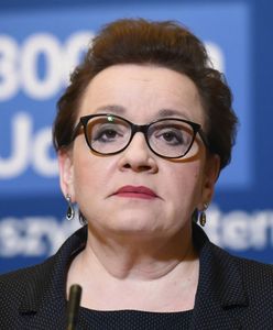 "Polska szkoła jest pogrążona w chaosie". PO chce wyjaśnień od Zalewskiej i wycofania jej z wyborów