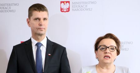 ZNP nie odpuszcza. Chce rozmowy z nowym szefem MEN Dariuszem Piontkowskim
