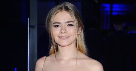 Julia Wróblewska leczy się z depresji. Mama aktorki szczerze o lekach