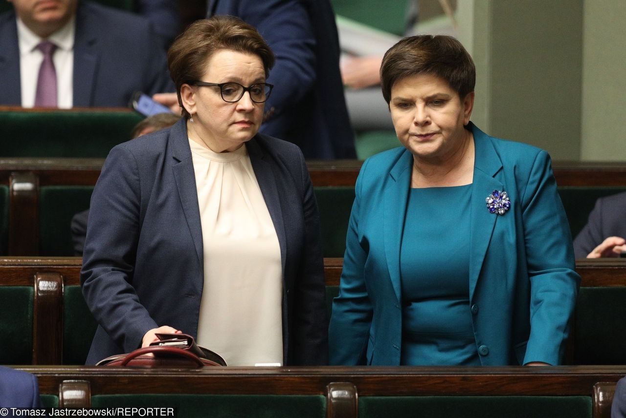 Sondaż. Polacy za podwyższeniem pensum i płac nauczycieli