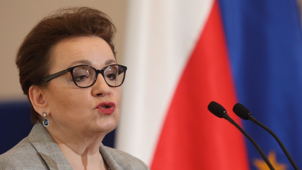 Minister edukacji Anna Zalewska.