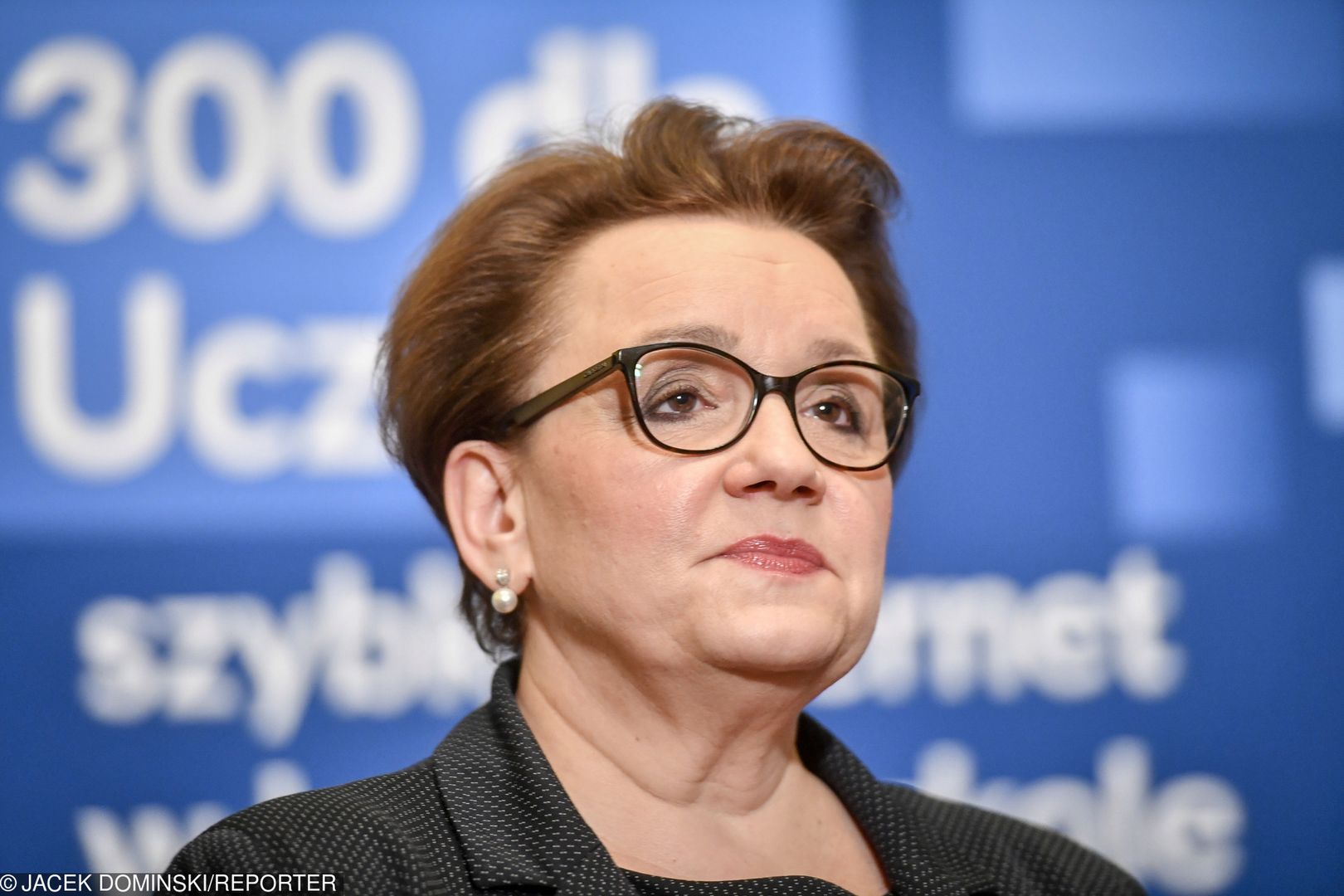 MEN poinformował, że w czwartek wszystkie szkoły przystąpiły do egzaminów. Na zdj. minister edukacji Anna Zalewska