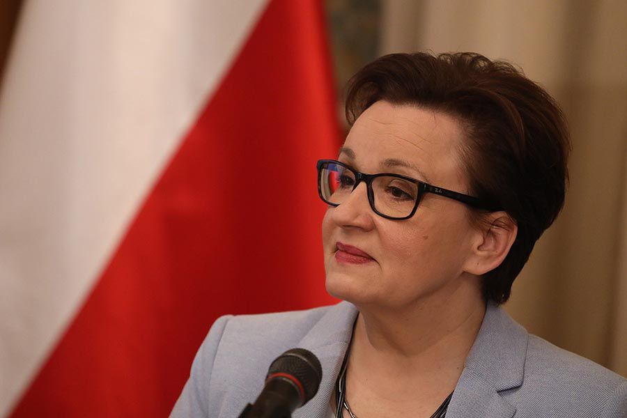 Anna Zalewska apeluje do nauczycieli, by o referendum strajkowym nauczyciele rozmawiali w ciszy. Żeby "nie stresować dzieci"