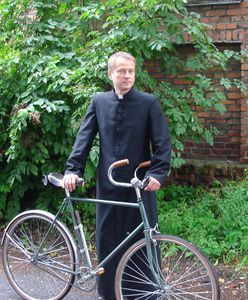 Artur Żmijewski chciał odejść z "Ojca Mateusza". Dostał podwyżkę