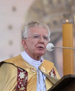 "Kościół wpisuje się w PiS". Arcybiskup Marek Jędraszewski odpowiada na te zarzuty