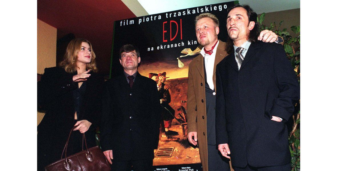 Premiera filmu EDI w kinie "Luna" 17.10.2002. Od lewej: Aleksandra Kisio, Henryk Gołębiewski, Jacek Lenartowicz, Grzegorz Stelmaszewski. 
