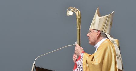 Abp Jędraszewski: wielkie siły kierują atak na Polskę