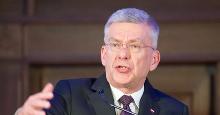 Stanisław Karczewski broni Jarosława Kaczyńskiego. "To Holland ma za co przepraszać"