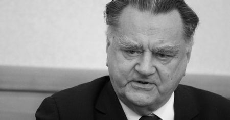 Pożegnanie byłego premiera Jana Olszewskiego