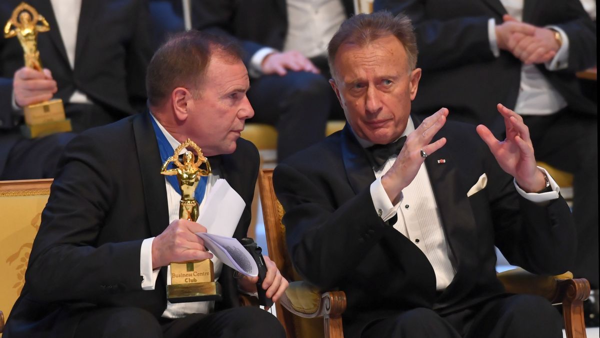 Nagrodę Specjalną BCC otrzymał generał Frederick B. Hodges, były dowódca US Army Europe.