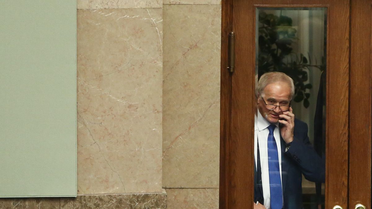 To nie pierwsza sytuacja, gdy Krzysztof Tchórzewski próbuje obejść ustawę o obrocie instrumentami finansowymi.