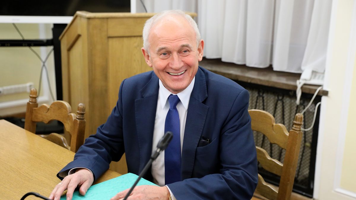 Kierowane przez Krzysztofa Tchórzewskiego Ministerstwo Energii ukrywa uwagi do rozporządzenia o cenach prądu