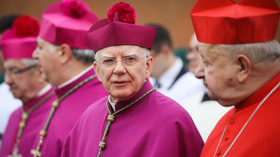 Nie milkną echa kazania arcybiskupa Marka Jędraszewskiego