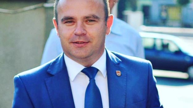 Burmistrz Błaszek jest w sporze z lokalnym proboszczem
