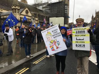 Brexit - zadanie wykonane. Brytyjczycy marzą o powrocie, Polacy mają obawy o przyszłość