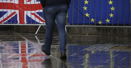 Polska w pocie czoła szykuje się na brexit. Światowe media o sytuacji
