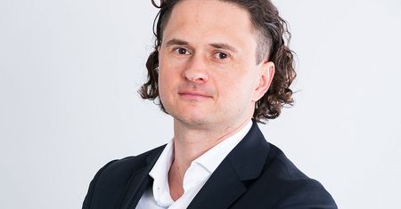 Aleksander Kusz: Musimy edukować banki. Wielu tylko wydaje się, że są internetowe