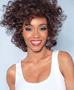 Zobacz Yaya DaCostę ucharakteryzowaną na Whitney Houston