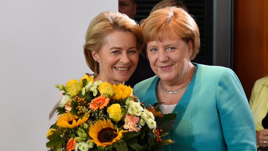 Ursula von der Leyen i Angela Merkel rozmawiały z Mateuszem Morawieckim przed wtorkowym głosowaniem