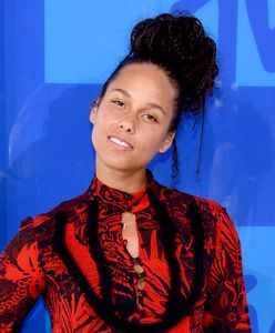 Alicia Keys na VMA: bez makijażu, bez akompaniamentu